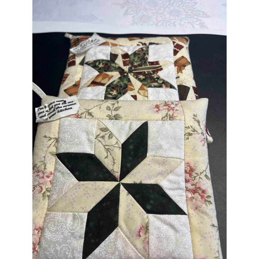 Pair of Amish Made “Spice” Hot Plate Holders Mats Floral Star Multi Colored